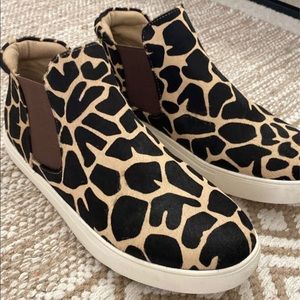 Cheetah print shoes